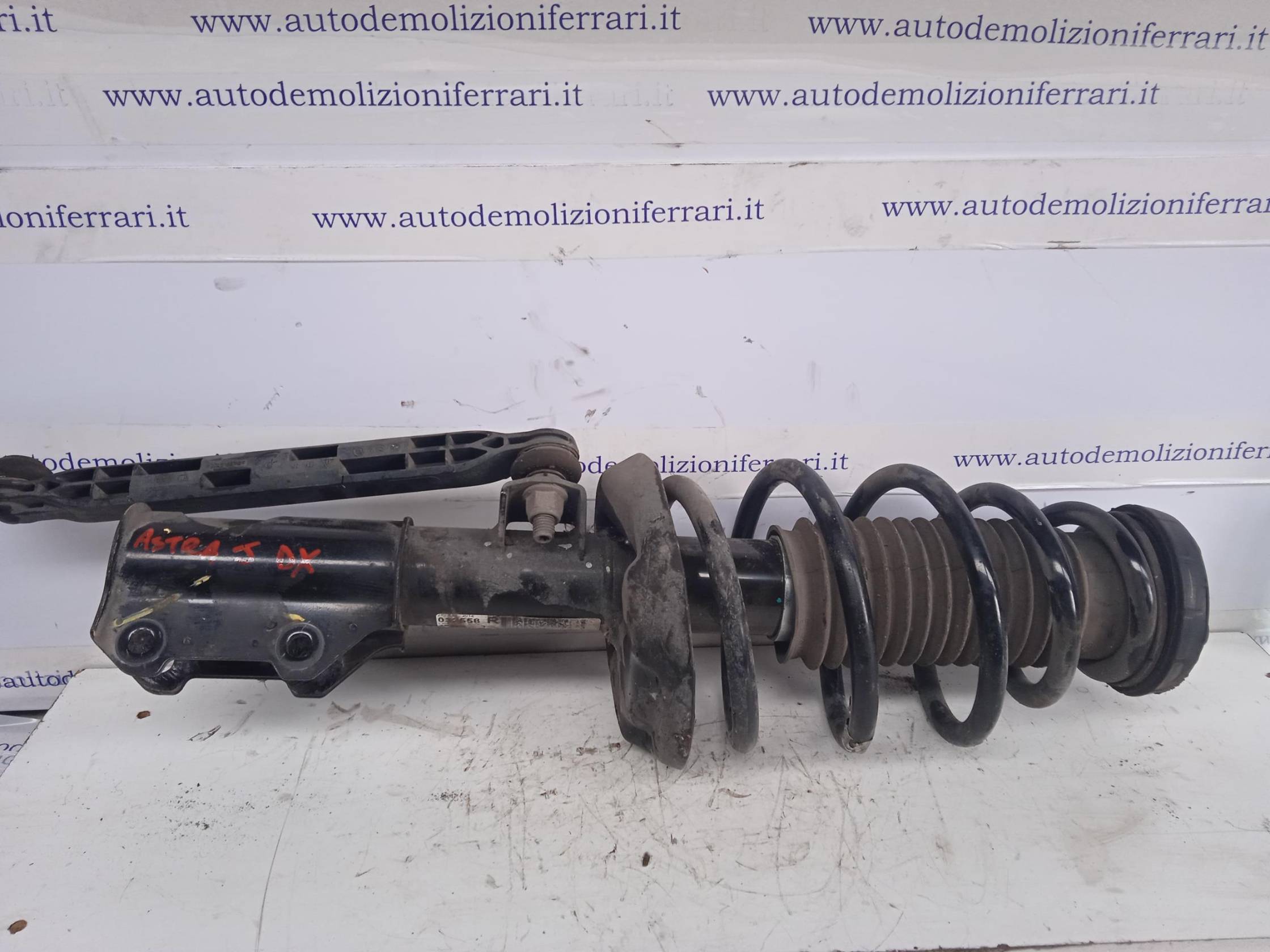 Ammortizzatore ant. dx.